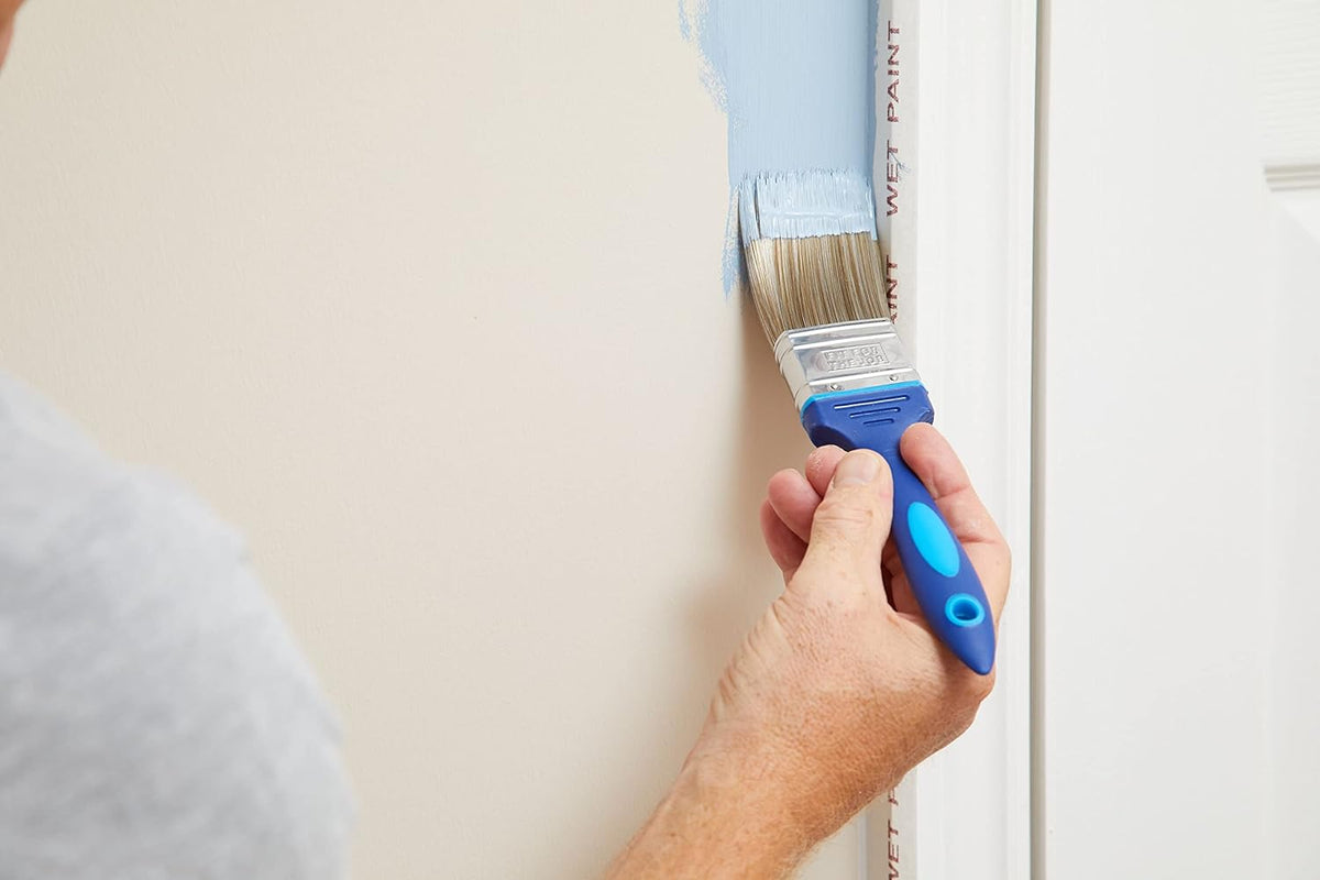 Fit For The Job No Bristle Loss 3 Piece DIY Paint Brush Set For A Smooth Finish with Emulsion