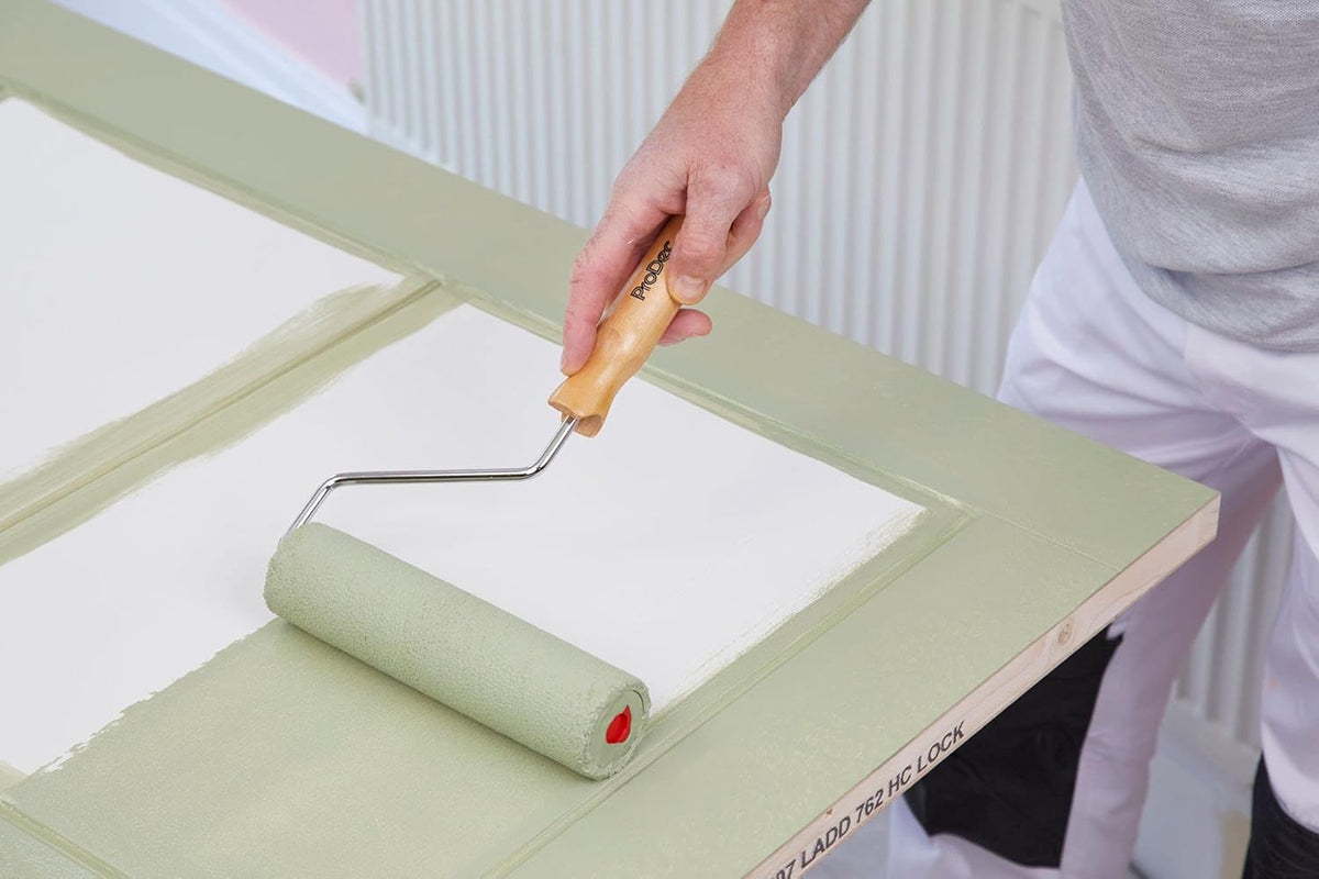 ProDec 9 inch x 1.5" Wooden Handle Trade Professional Paint Roller Frame with Anti-Slip 5 Wire Cage and Screw Fit