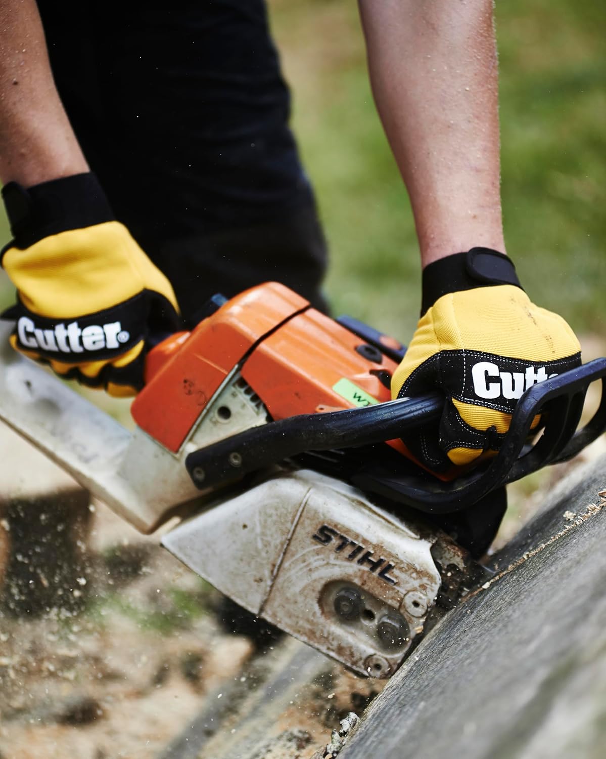 Cutter Strimmer &amp; Trimmer Reduced Vibrations Safety Work Gloves, Deerskin Leather Enhanced Durability Safety Gloves, Forestry Gloves