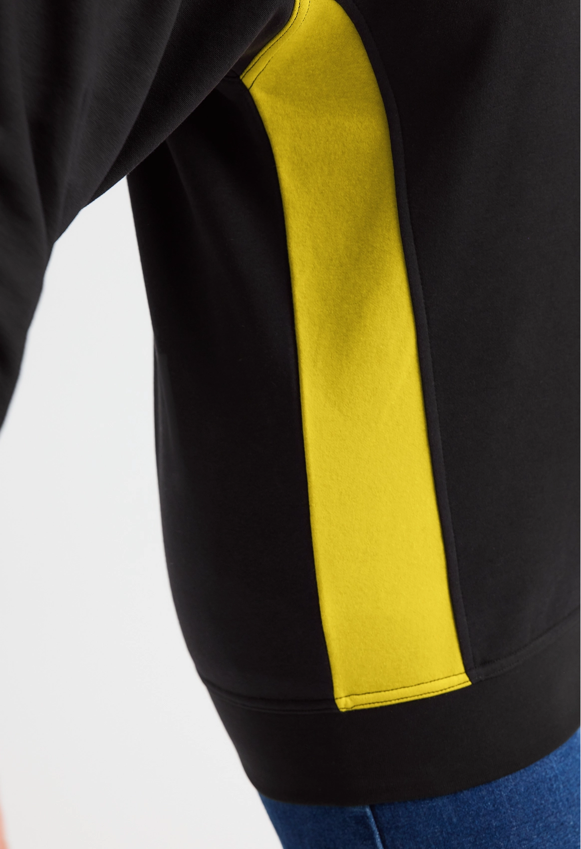 Uneek UC217 Two Tone Crew Neck Sweatshirt