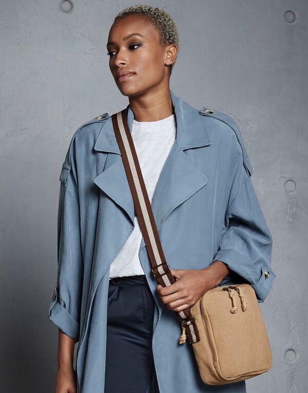 Quadra Vintage Canvas Mini Reporter